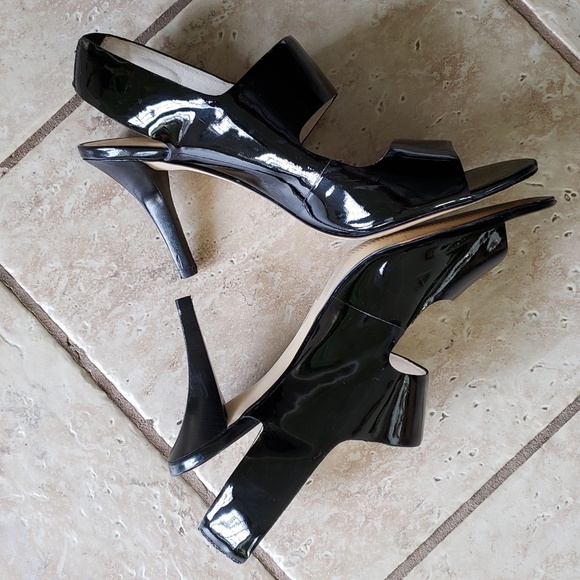 MICHAEL KORS WOMEN'S ROCHELLE OPEN TOE SHOES: BLACK PATENT 9M PRE-OWNED W/BOX - Picture 12 of 16